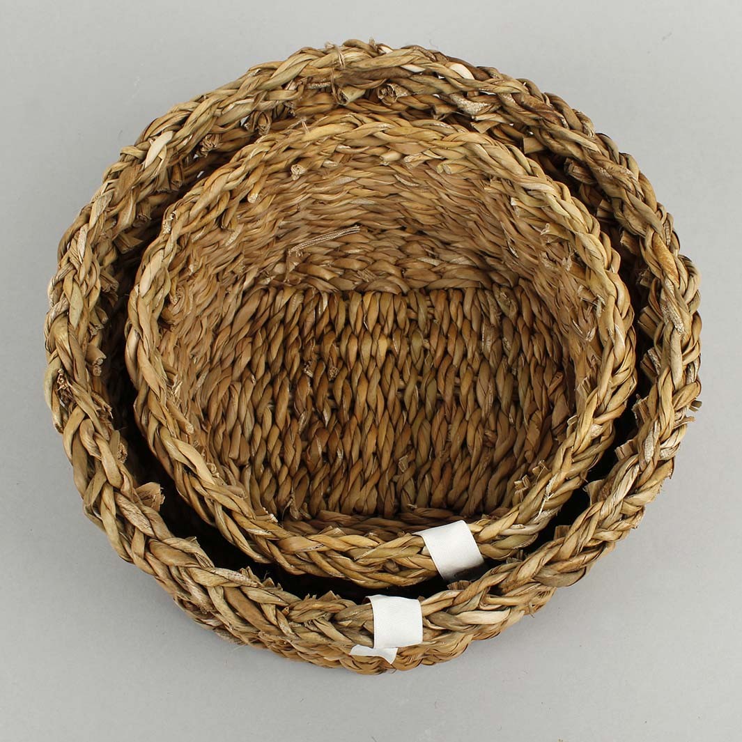 reSpiin Woven Seagrass Basket (Medium)