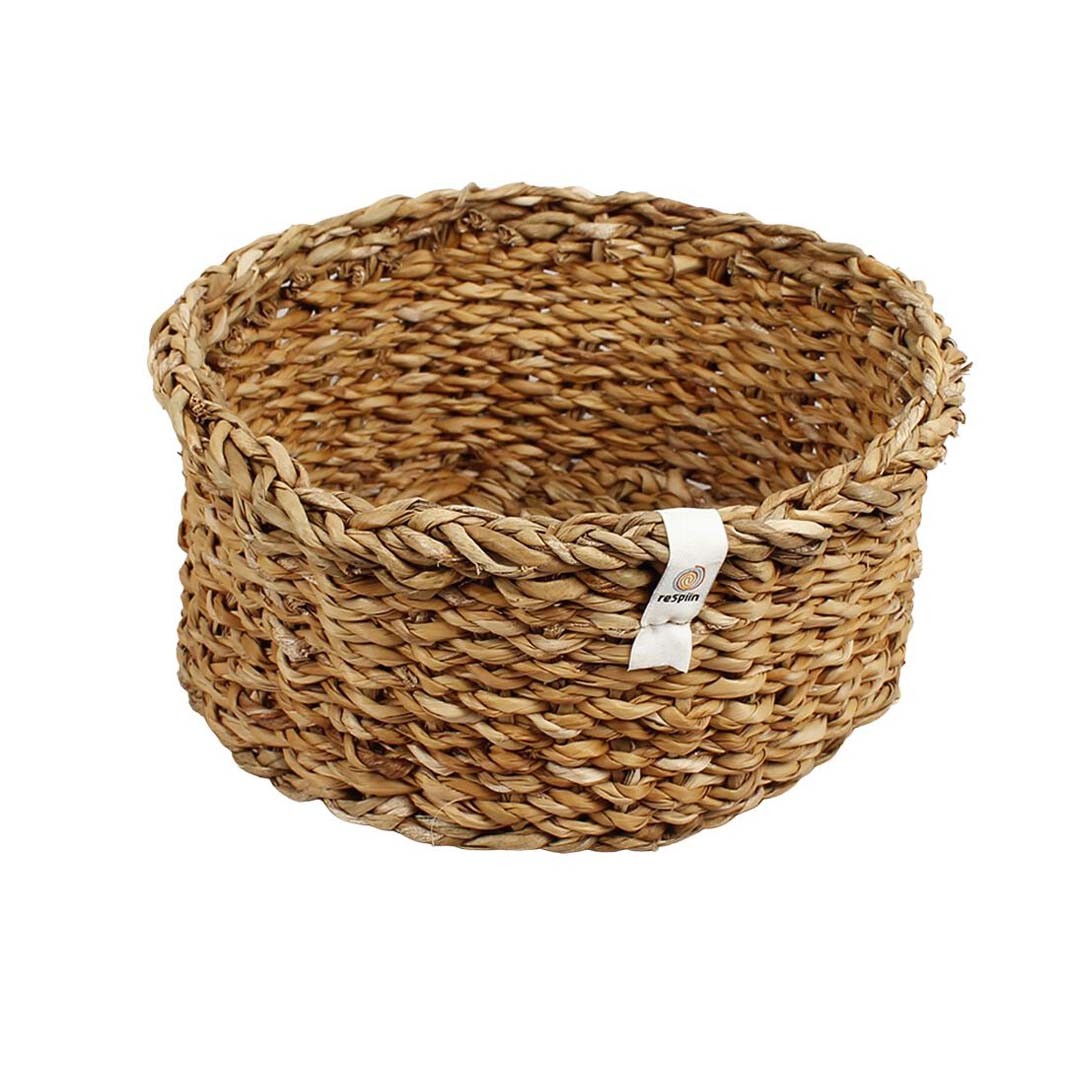 reSpiin Woven Seagrass Basket (Medium)