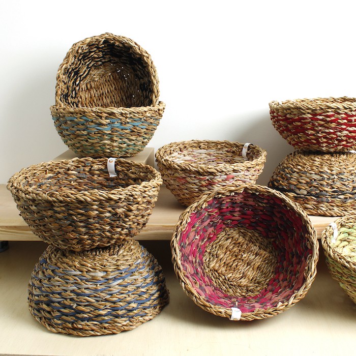 respiin Sari & Seagrass bowl