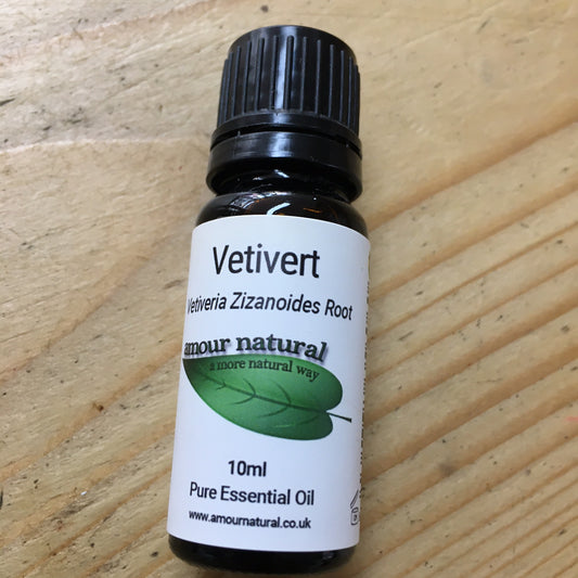 Amour Natural Vetivert Essential Oil 10ml