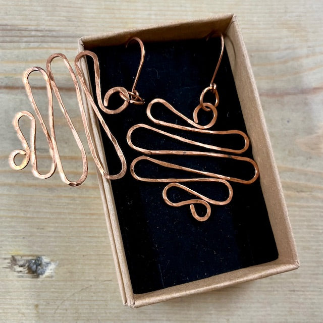 Maria Silmon Copper Wave/Squiggle Earrings in Box